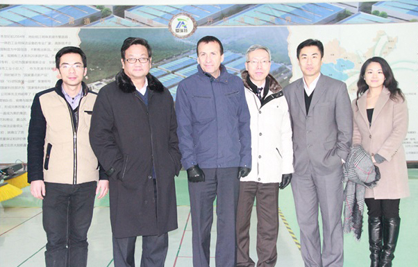 美國(guó)坦能亞太區(qū)執(zhí)行董事Mr.Mauro Compagnoni一行蒞臨我司參觀、交流